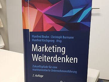 Das Buch "Marketing Weiterdenken"