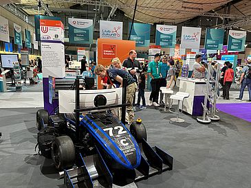 Picture of the racing simulator