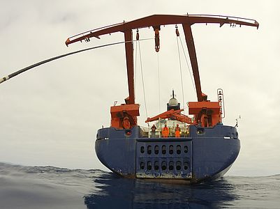R/V Polarstern trawling the Bongo net behind it