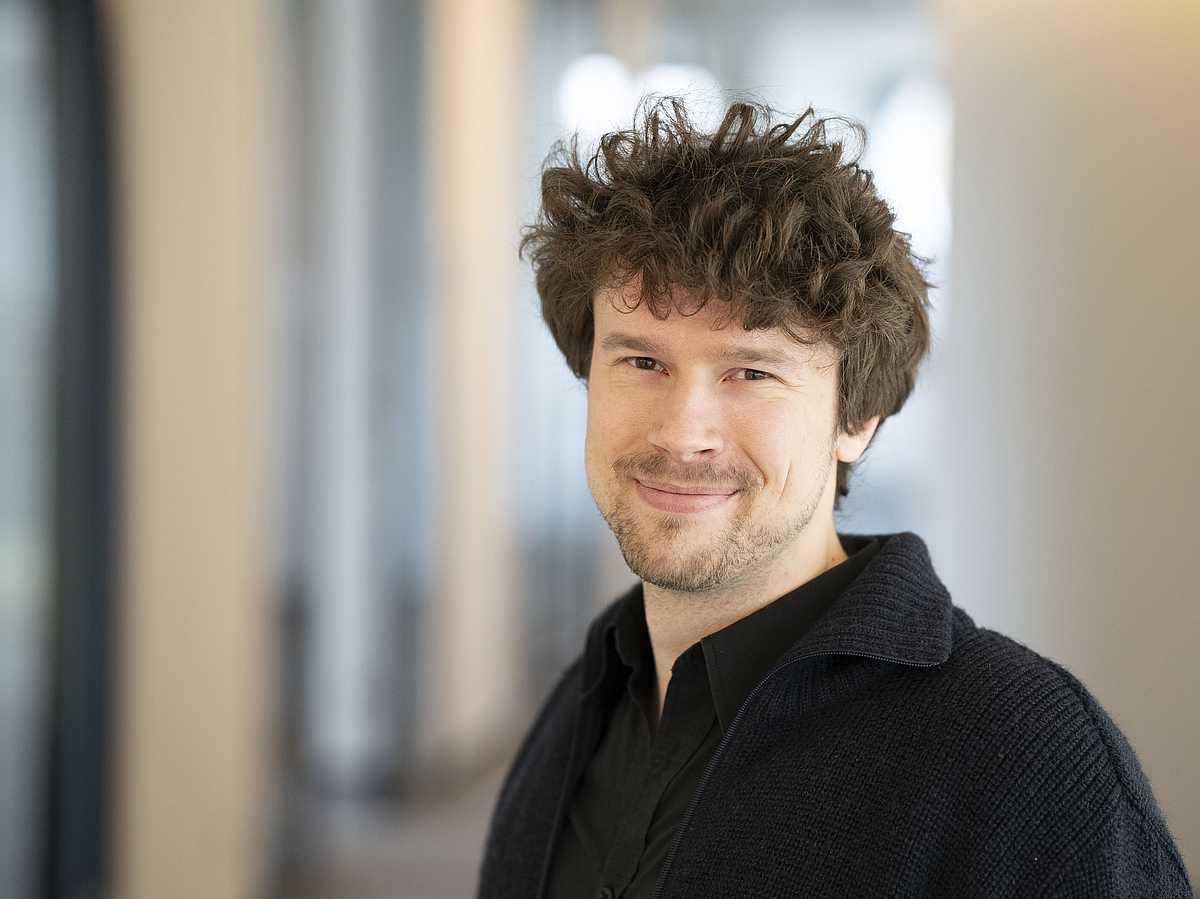 TomKoller Tom Koller im Flur bei Fraunhofer MEVIS