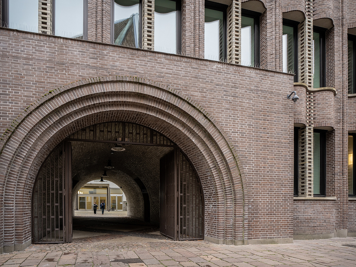 Der Seiteneingang vom Forum am Domshof