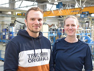 Mareike Picklum und Ingmar Bösing forschen im SFB "Farbige Zustände"