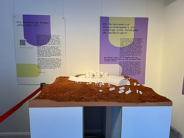 3D-Modell des Mars, ausgestellt im Haus der Wissenschaft.