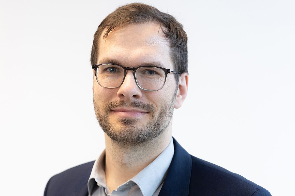 Prof. Dr. Tobias Rötz