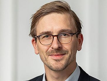 Profilbild Prof. Dr. Daniel Fürstenau