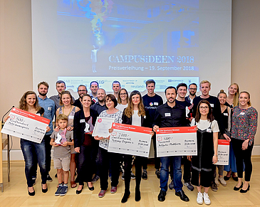 Gruppenfoto Preisträgerinnen und Preisträger