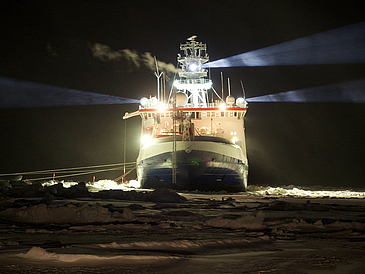 Der Forschungseisbrecher Polarstern