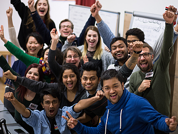 Gruppenfoto mit internationalen Studierenden