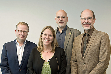 Hier sehen Sie das Gruppenbild zu dem Besuch von Frau Dr. Schäfer.